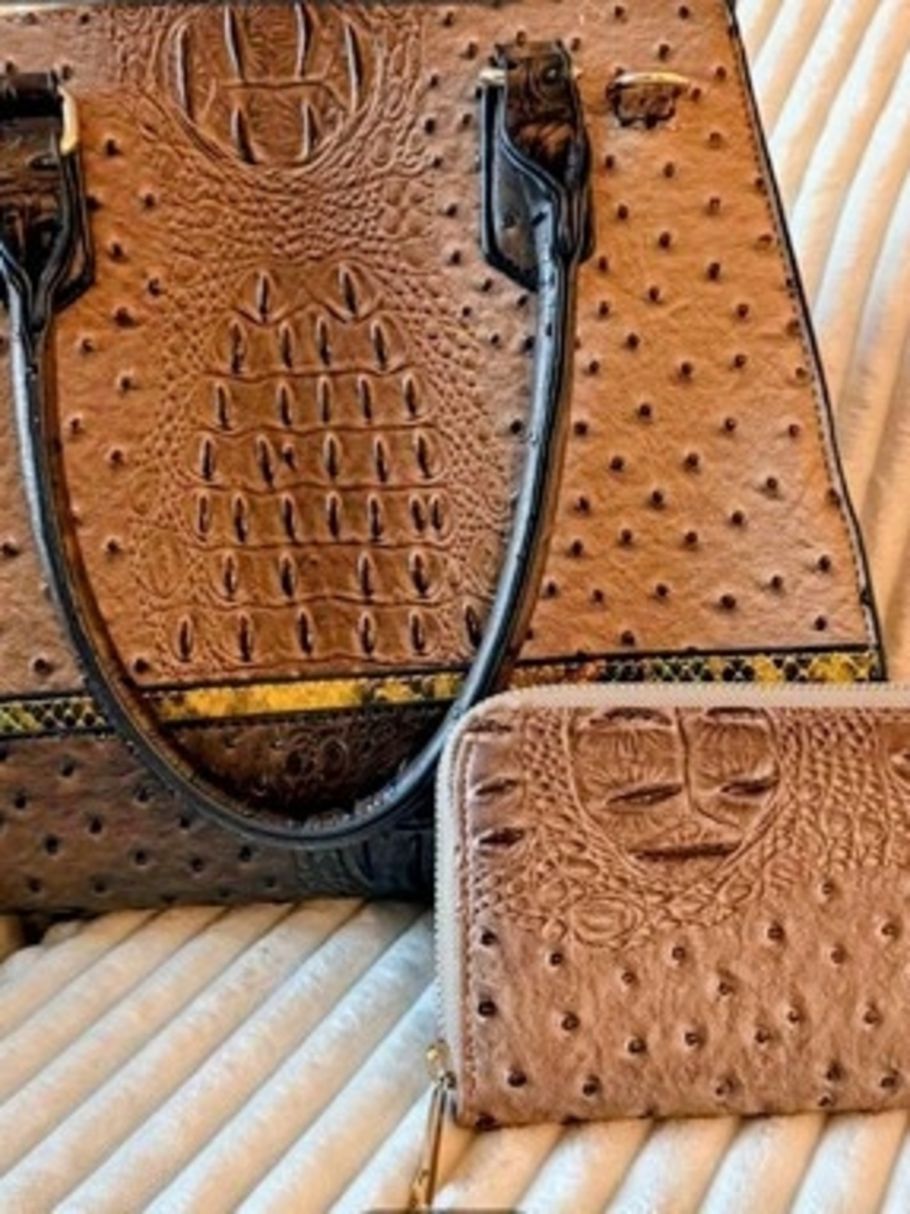 Brahmin Style Purse